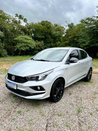FIAT CRONOS 1.8 E.TORQ FLEX HGT AT6 FIAT CRONOS 1.8 E.TORQ FLEX HGT AT6